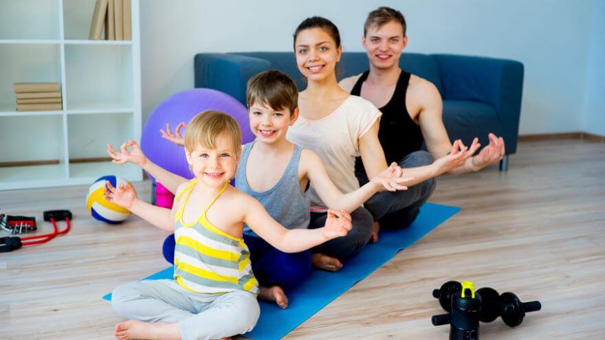 親子スポーツにはメリットがたくさん！キックボクシングを始めよう♪ 